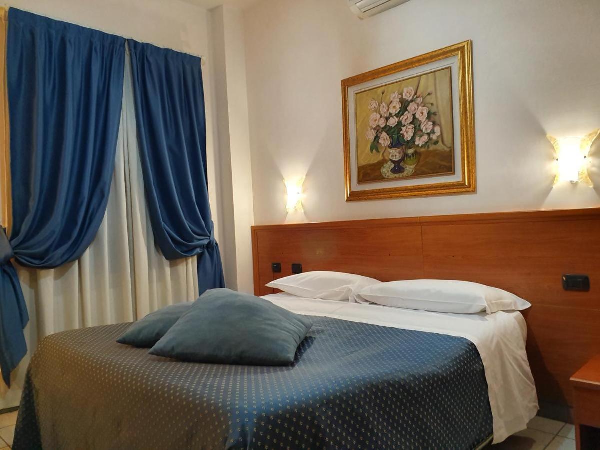 Hotel San Giorgio Bergamo Esterno foto
