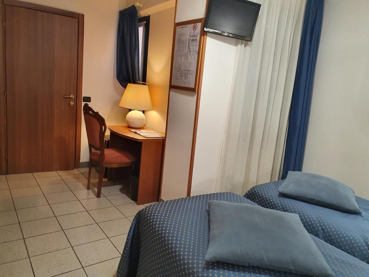 Hotel San Giorgio Bergamo Esterno foto