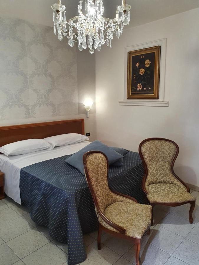Hotel San Giorgio Bergamo Esterno foto