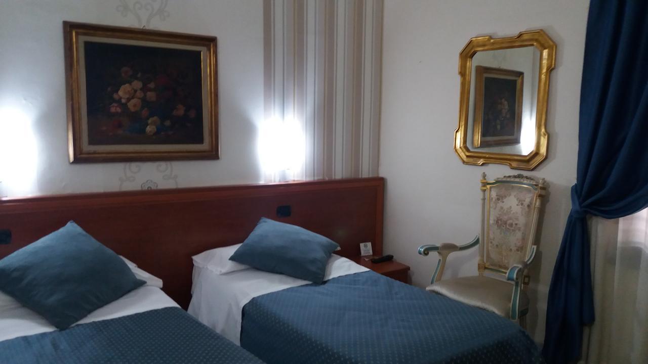 Hotel San Giorgio Bergamo Esterno foto