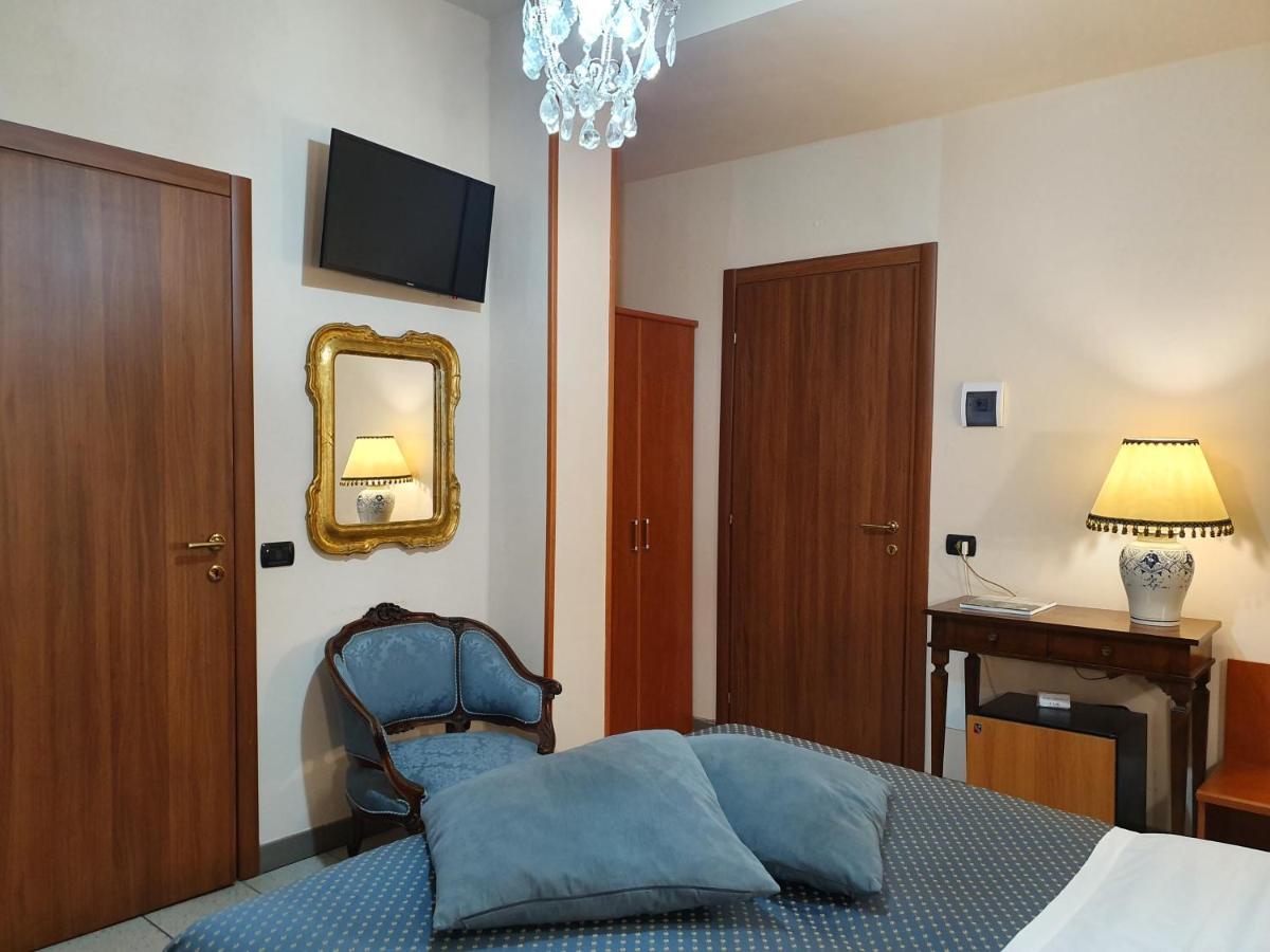 Hotel San Giorgio Bergamo Esterno foto