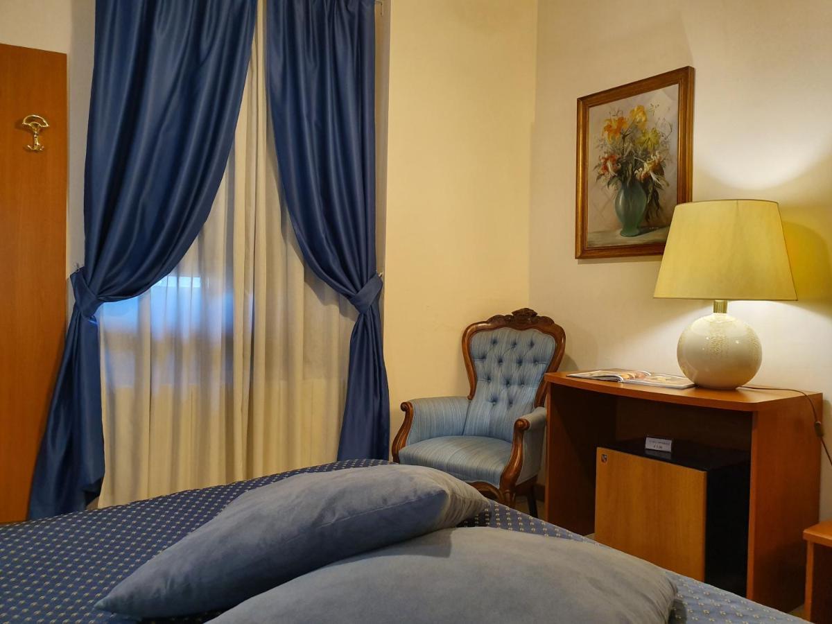 Hotel San Giorgio Bergamo Esterno foto